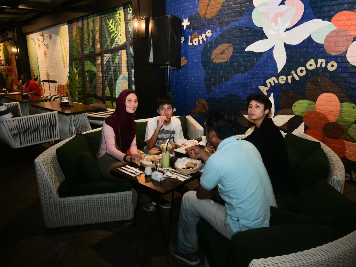 فندق كيرياد مورايا اتشيه باندا أسيه المظهر الخارجي الصورة